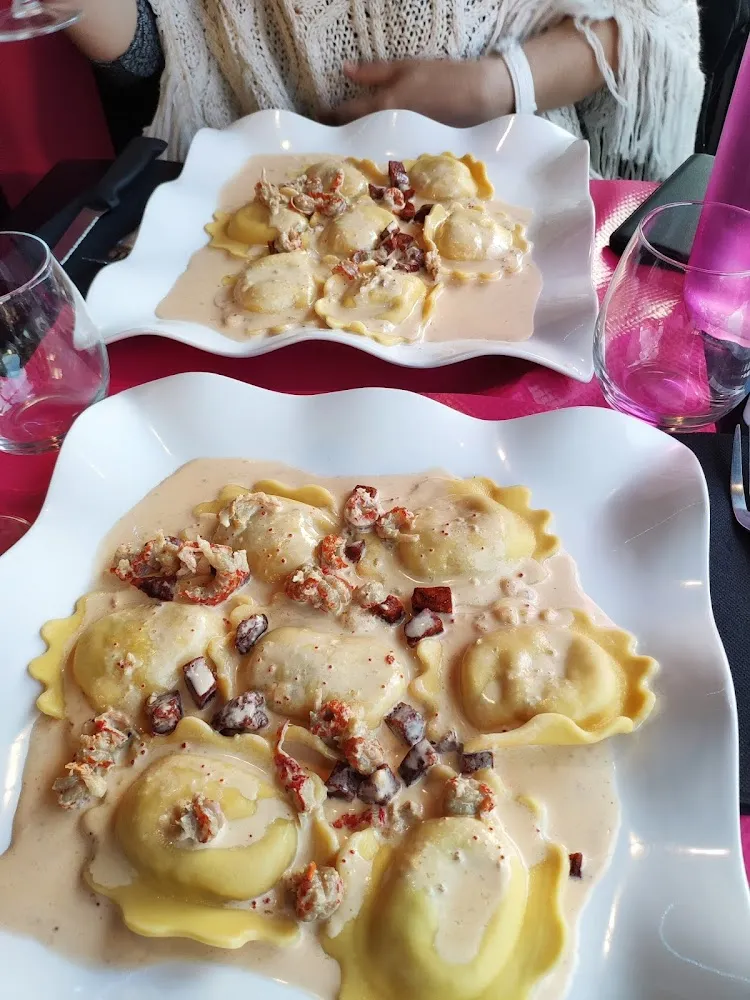 Ravioles Au Crevettes Pointes D'asperges Et Chorizo